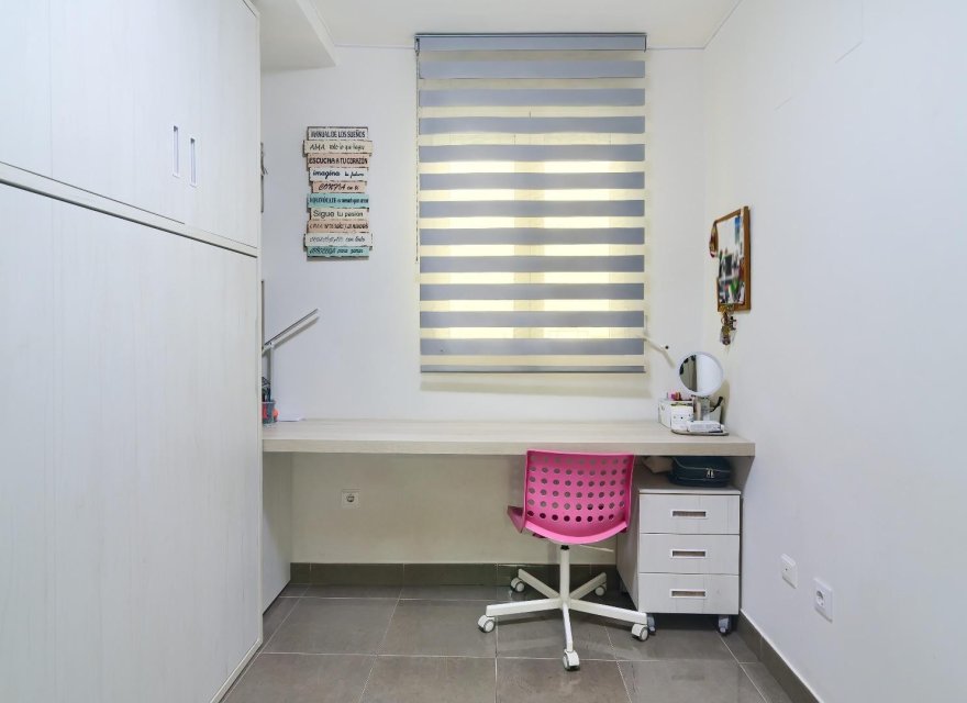 Перепродажа - Квартира - Valencia - Quatre Carreres