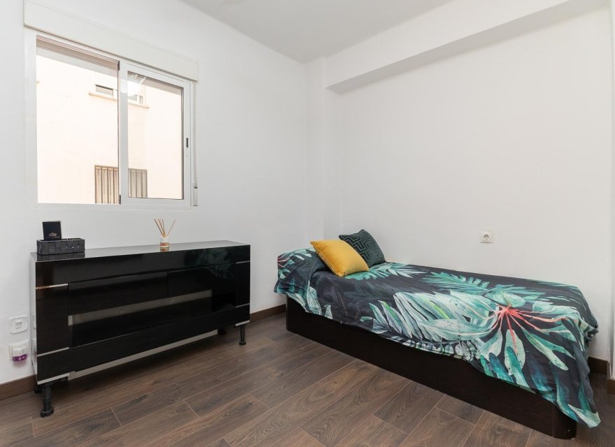 Перепродажа - Квартира - Valencia - Quatre Carreres