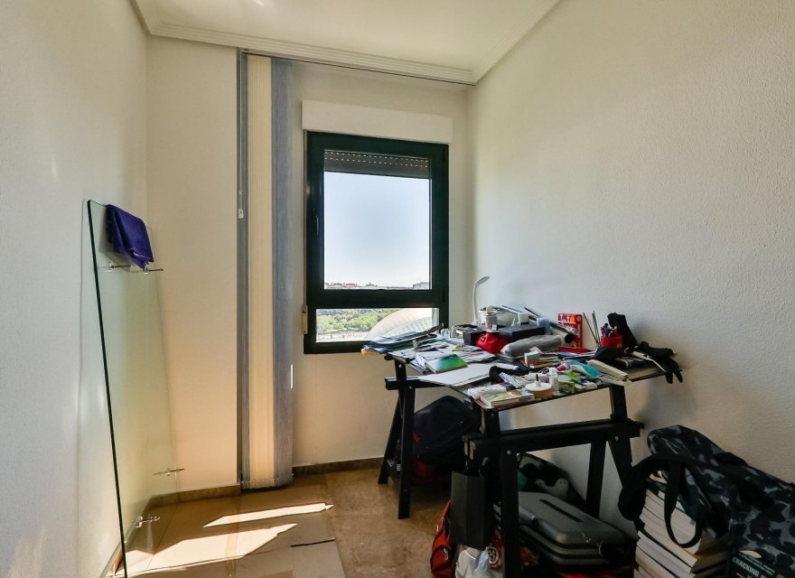 Перепродажа - Квартира - Valencia - Quatre Carreres