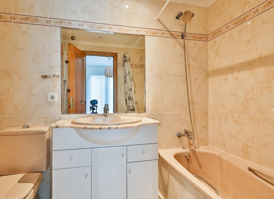 Перепродажа - Квартира - Valencia - Quatre Carreres