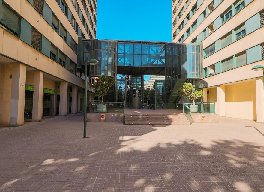 Перепродажа - Квартира - Valencia - Quatre Carreres