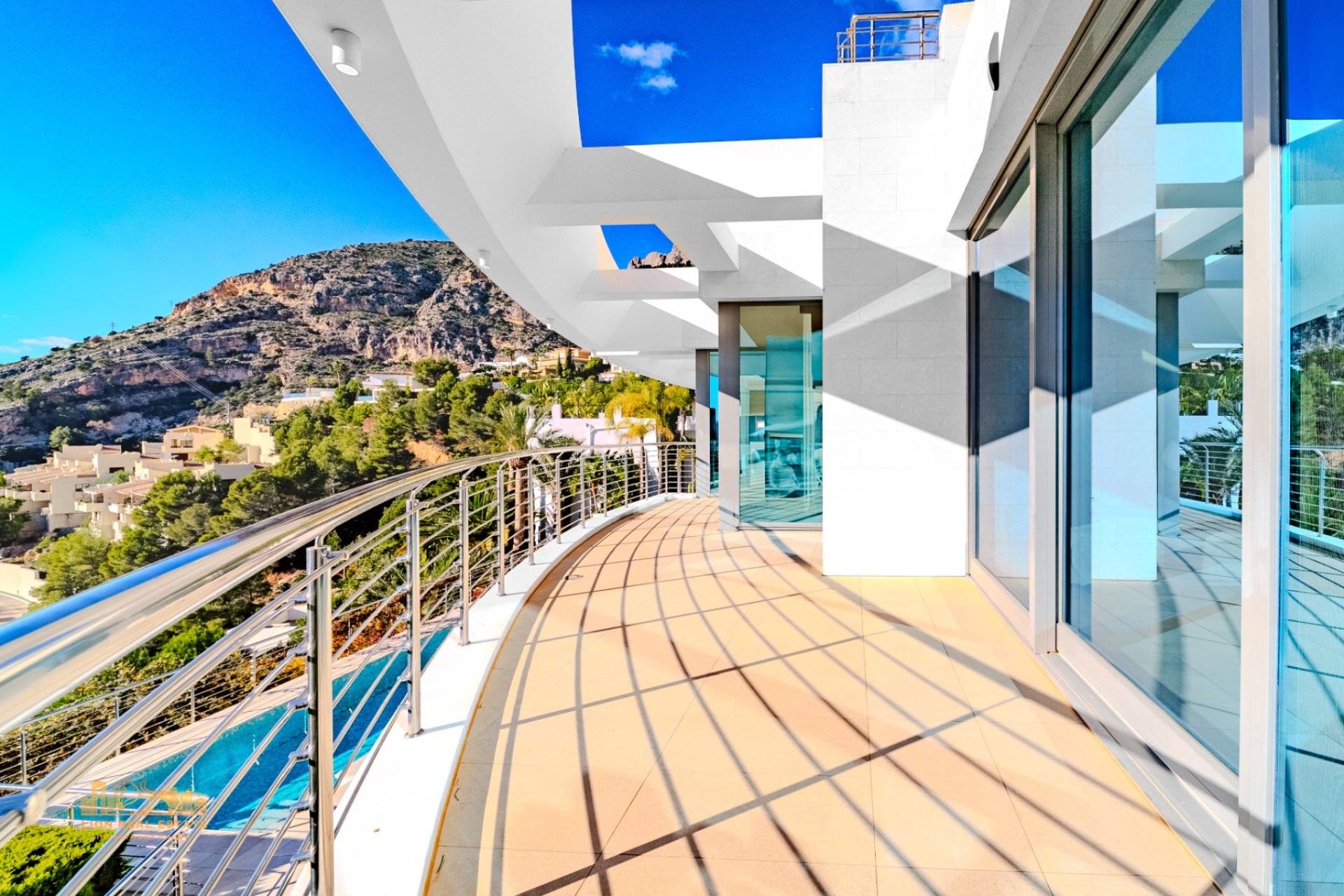 Перепродажа - Вилла - Altea