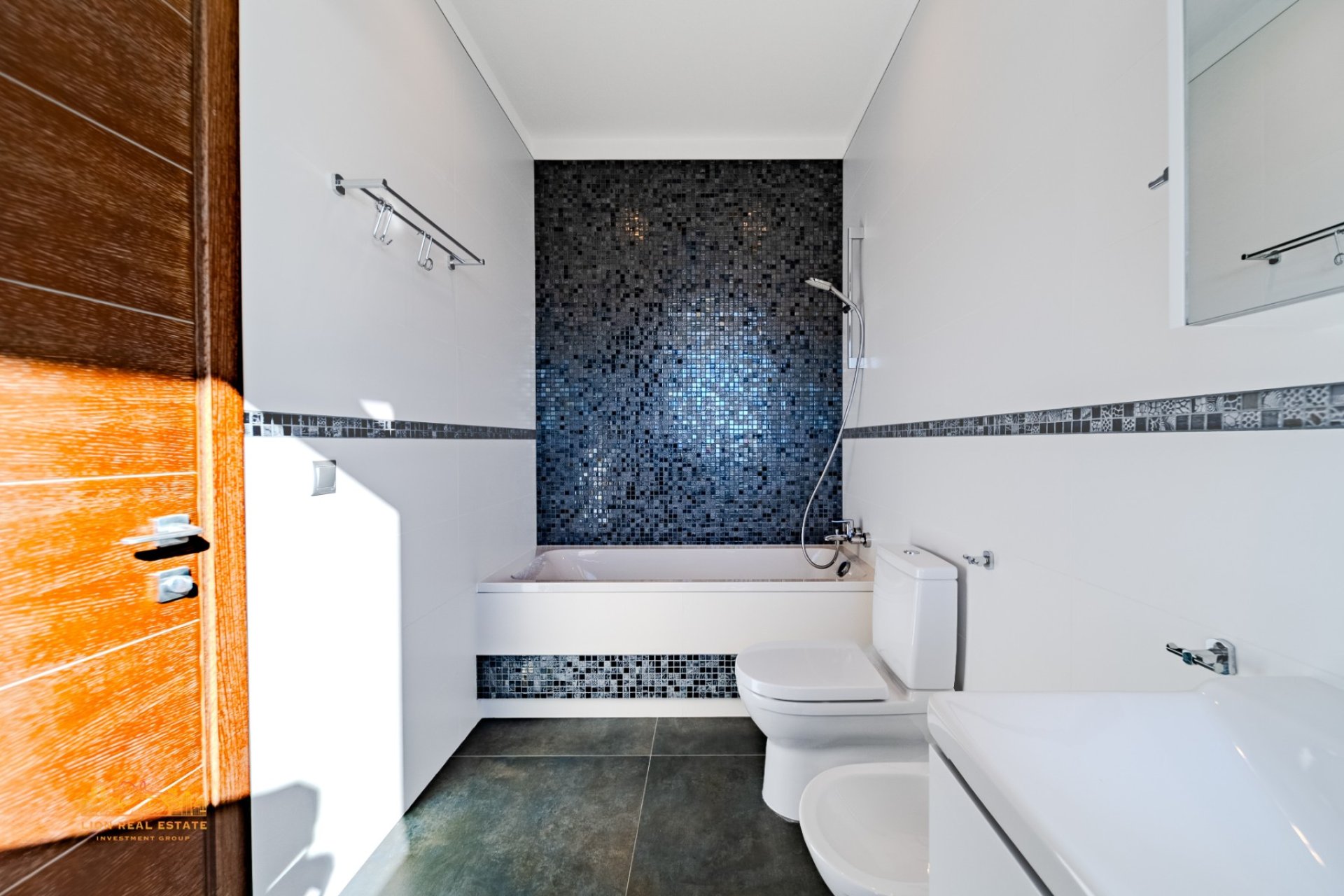 Перепродажа - Вилла - Altea