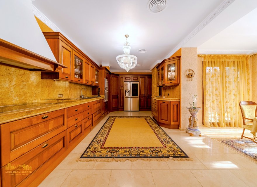 Перепродажа - Вилла - Altea