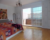 Перепродажа - Вилла - Badalona