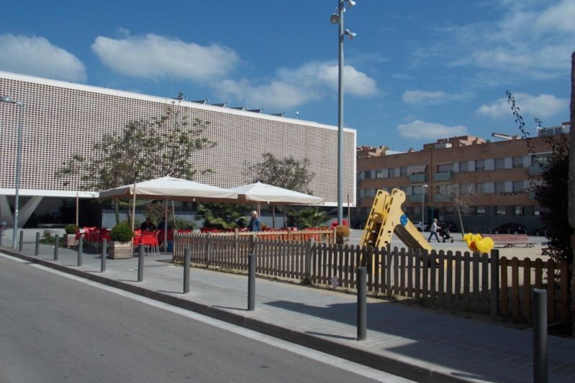 Перепродажа - Вилла - Badalona