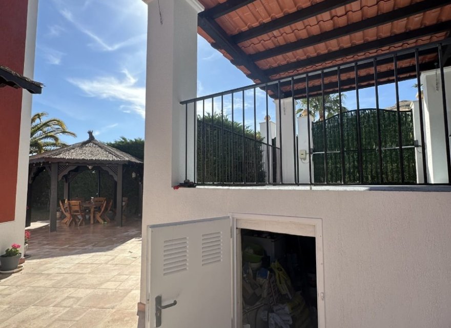 Перепродажа - Вилла - Benidorm - Finestrat