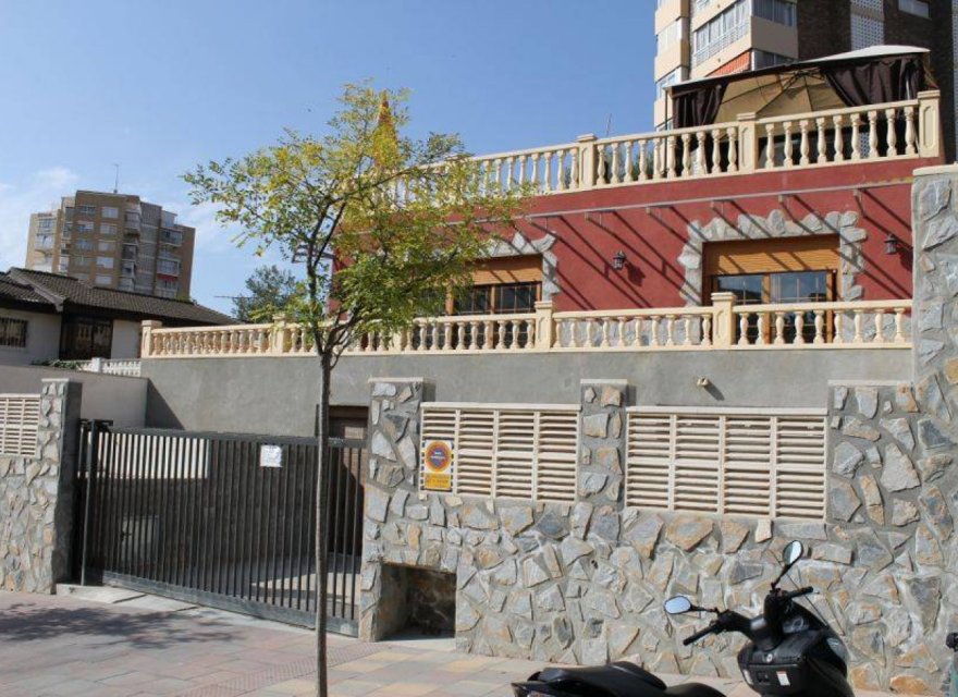 Перепродажа - Вилла - Benidorm - Poniente