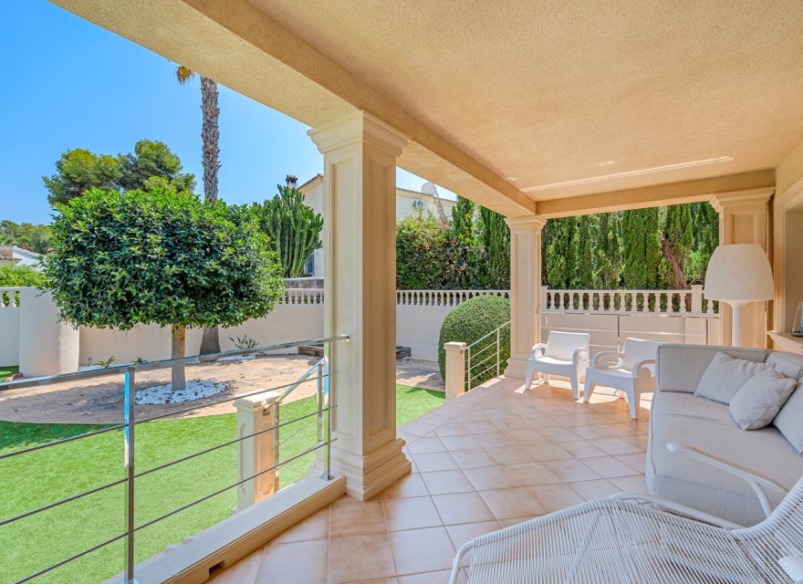 Перепродажа - Вилла - Benissa