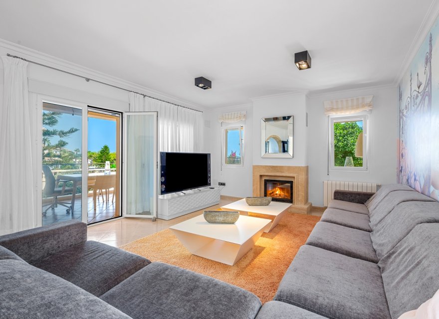 Перепродажа - Вилла - Benissa