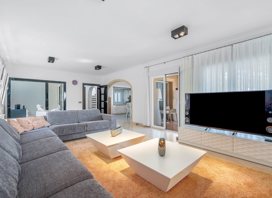 Перепродажа - Вилла - Benissa