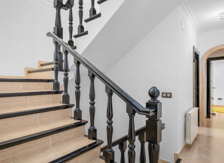 Перепродажа - Вилла - Benissa