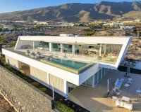 Перепродажа - Вилла - Costa Adeje (La Caleta) - Villa Yacht