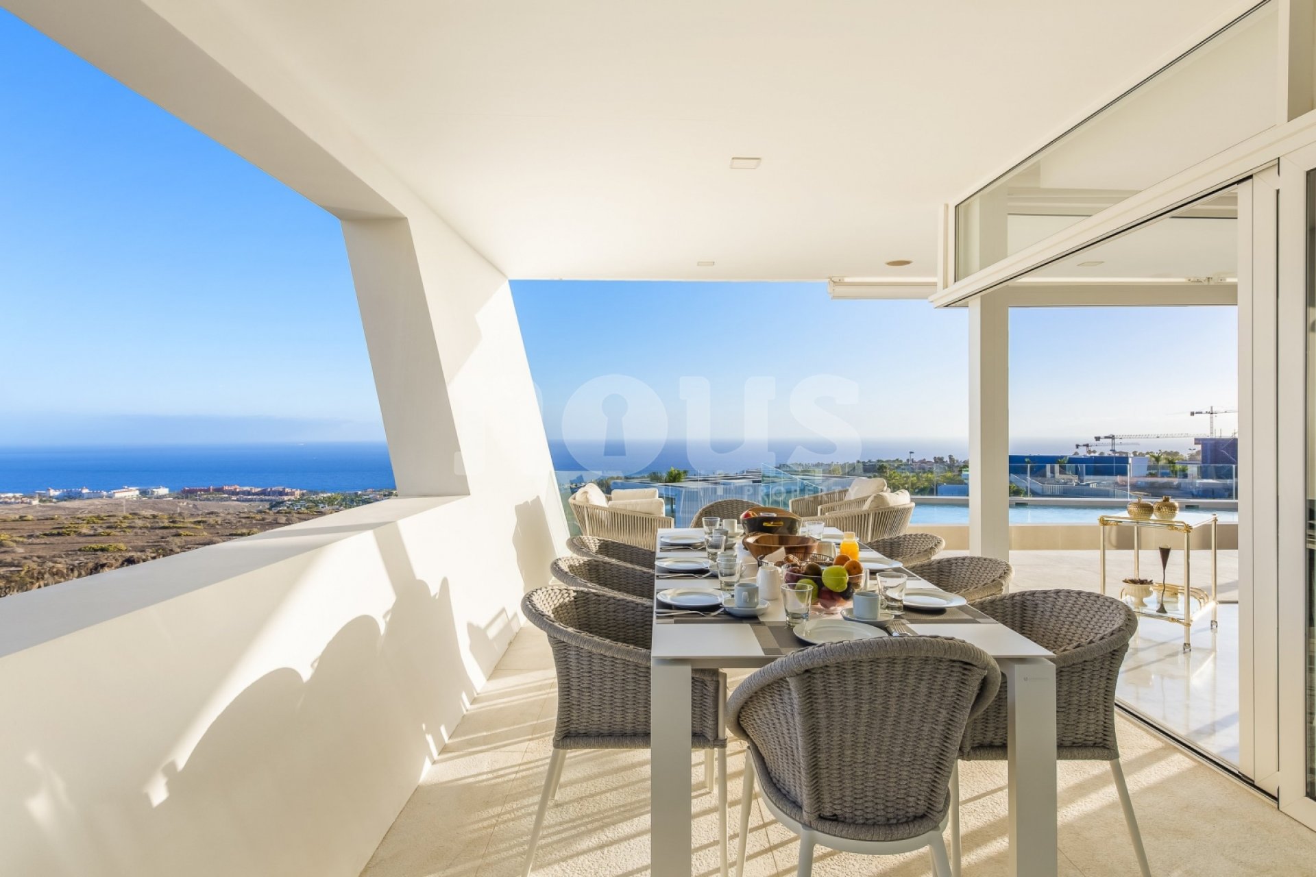 Перепродажа - Вилла - Costa Adeje (La Caleta) - Villa Yacht