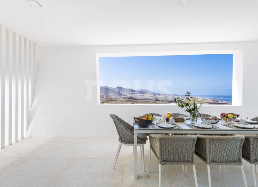 Перепродажа - Вилла - Costa Adeje (La Caleta) - Villa Yacht