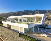 Перепродажа - Вилла - Costa Adeje (La Caleta) - Villa Yacht