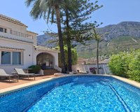 Перепродажа - Вилла - Denia