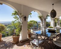 Перепродажа - Вилла - El Madroñal - Costa del Sol