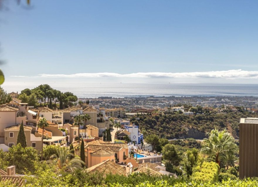 Перепродажа - Вилла - El Madroñal - Costa del Sol