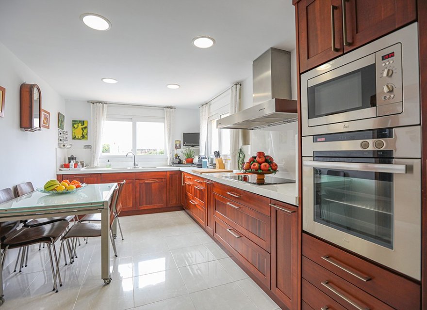 Перепродажа - Вилла - El Toro