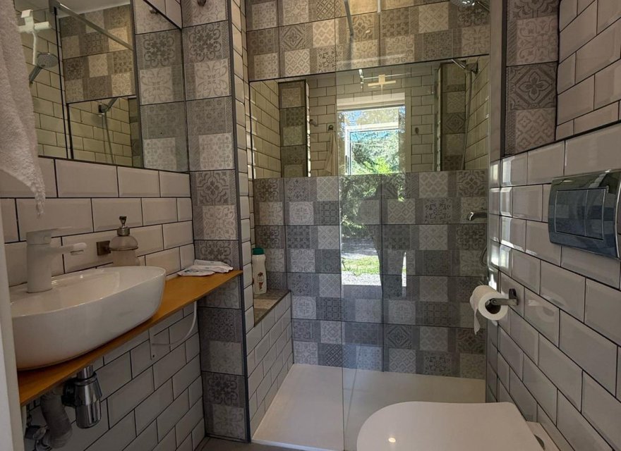 Перепродажа - Вилла - Girona