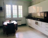 Перепродажа - Вилла - Girona