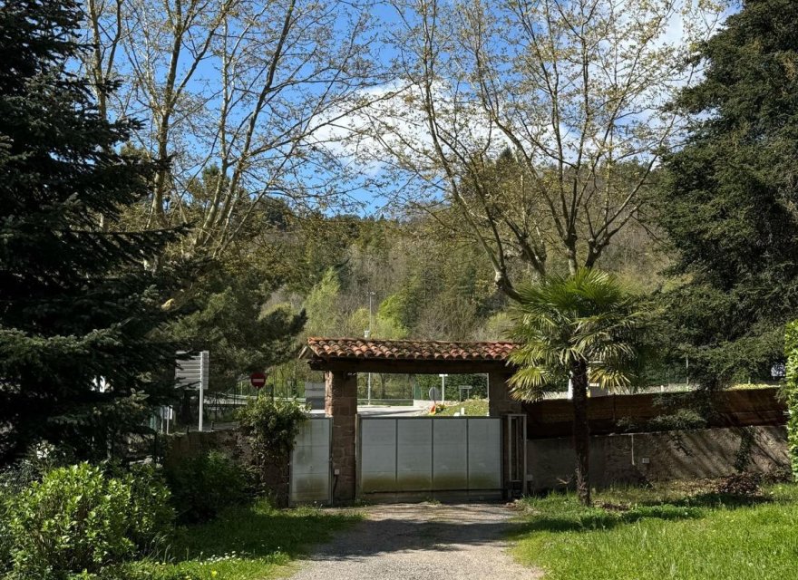 Перепродажа - Вилла - Girona