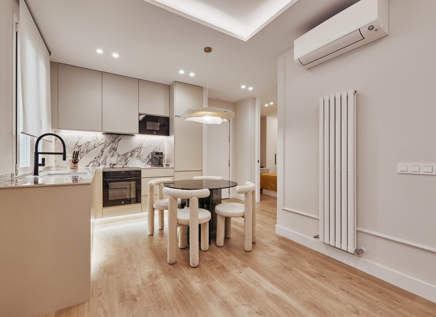 Перепродажа - Вилла - Madrid