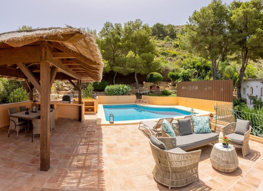 Перепродажа - Вилла - Moraira