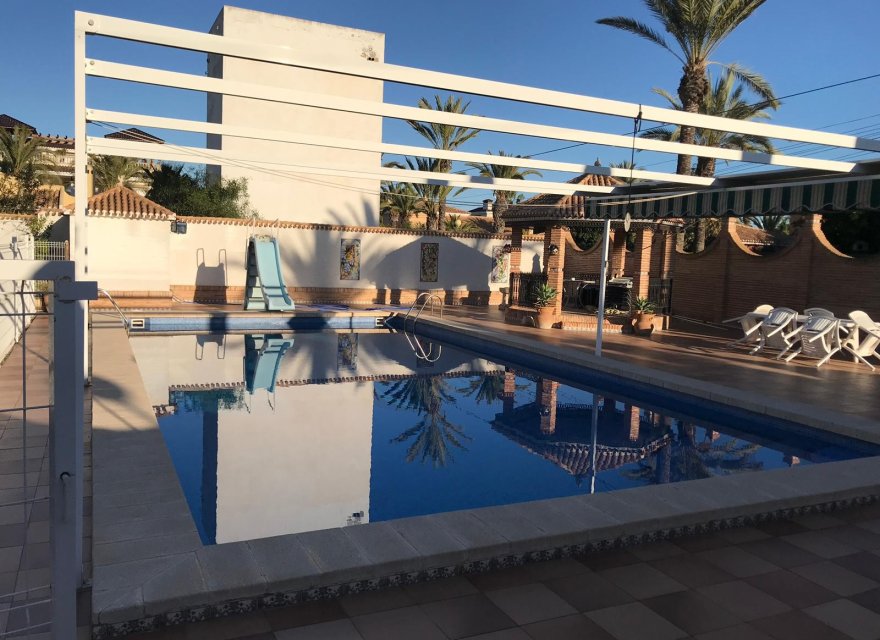 Перепродажа - Вилла - Orihuela Costa - Cabo Roig