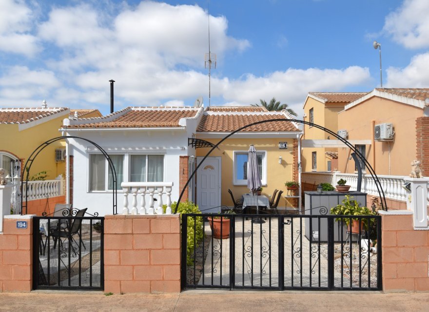 Перепродажа - Вилла - Orihuela Costa - La Florida