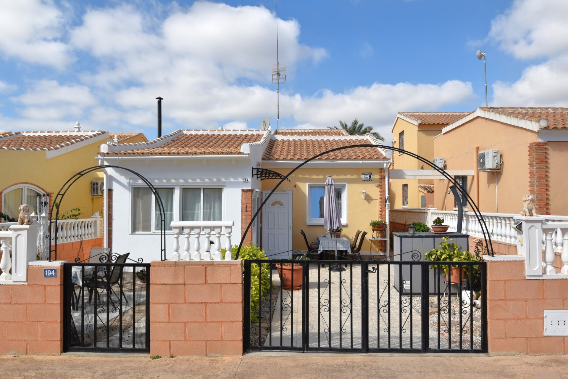 Перепродажа - Вилла - Orihuela Costa - La Florida