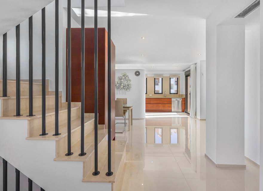 Перепродажа - Вилла - Orihuela Costa - La Zenia