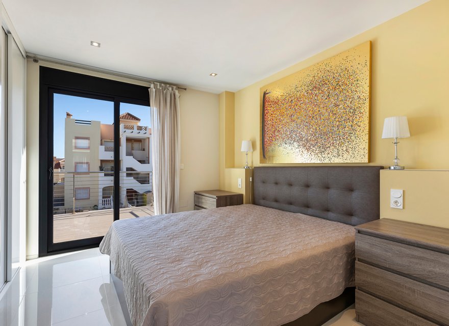 Перепродажа - Вилла - Orihuela Costa - La Zenia