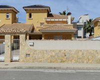 Перепродажа - Вилла - Orihuela Costa - La Zenia