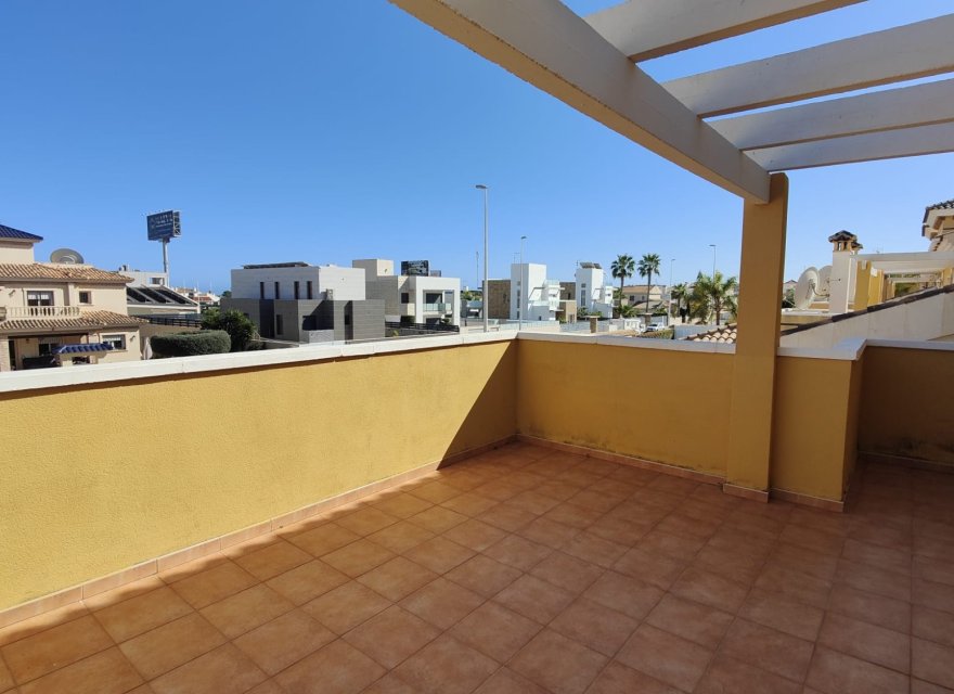 Перепродажа - Вилла - Orihuela Costa - La Zenia