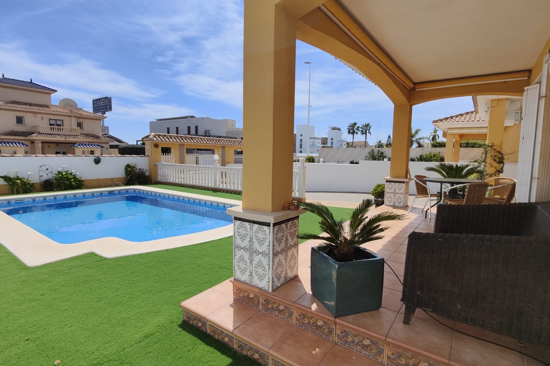 Перепродажа - Вилла - Orihuela Costa - La Zenia