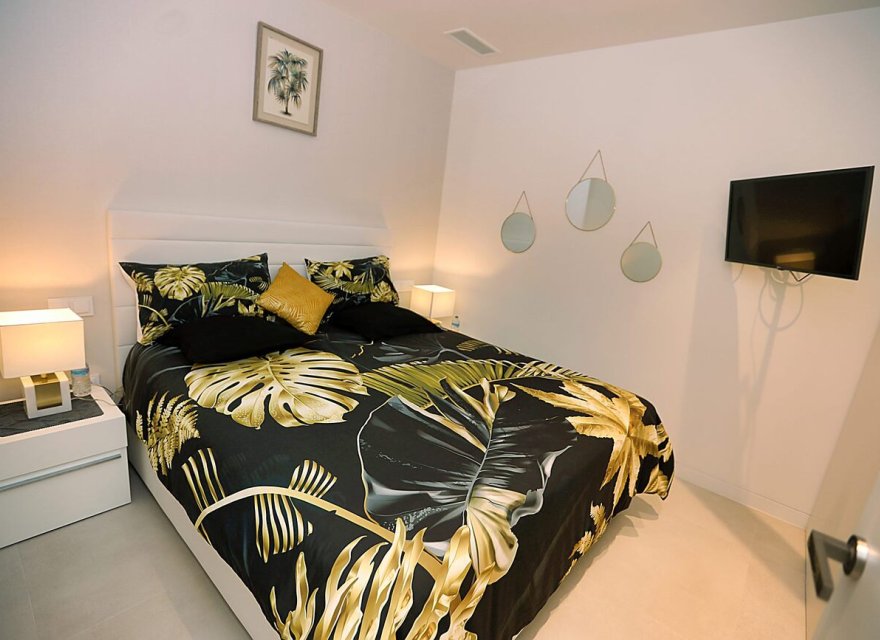 Перепродажа - Вилла - Orihuela Costa - Las Colinas Golf