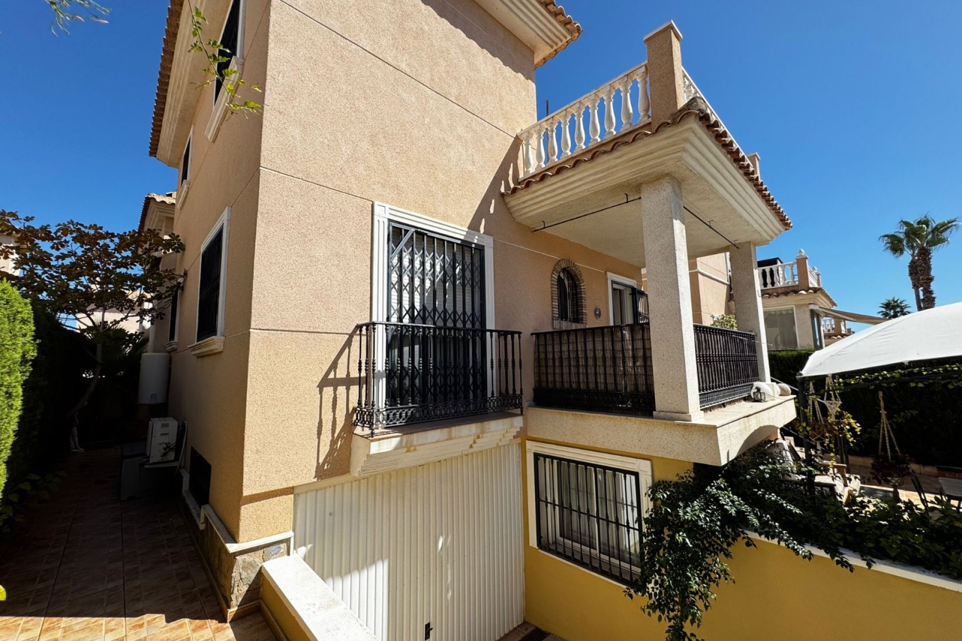 Перепродажа - Вилла - Orihuela Costa - Los Altos