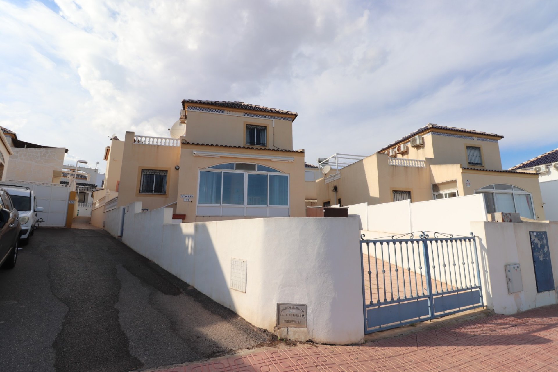 Перепродажа - Вилла - Orihuela Costa - Los Balcones