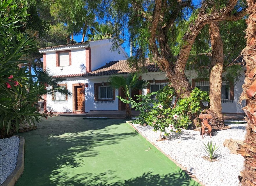 Перепродажа - Вилла - Orihuela Costa - Los Huertos