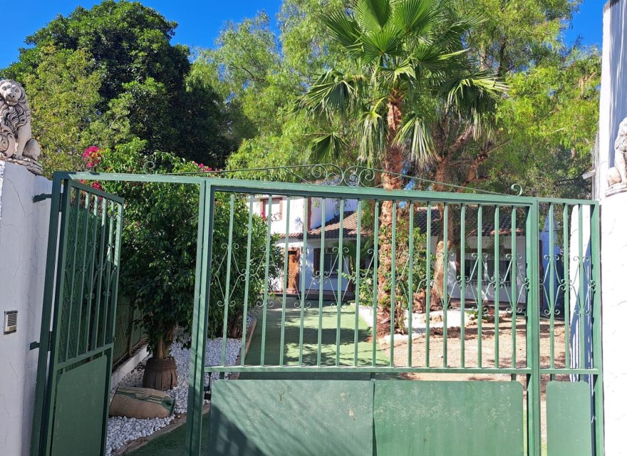 Перепродажа - Вилла - Orihuela Costa - Los Huertos