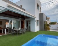 Перепродажа - Вилла - Orihuela Costa - Mil Palmeras