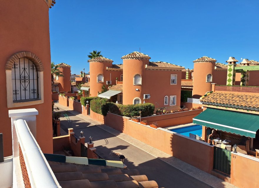 Перепродажа - Вилла - Orihuela Costa - Playa Flamenca