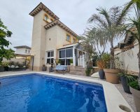 Перепродажа - Вилла - Orihuela Costa - Playa Flamenca