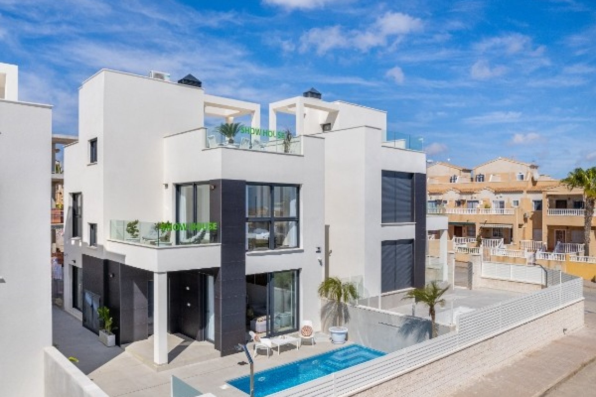 Перепродажа - Вилла - Orihuela Costa - Punta Prima