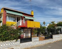 Перепродажа - Вилла - Orihuela Costa - Punta Prima