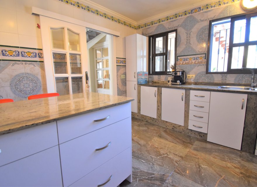 Перепродажа - Вилла - Orihuela Costa - Villamartin