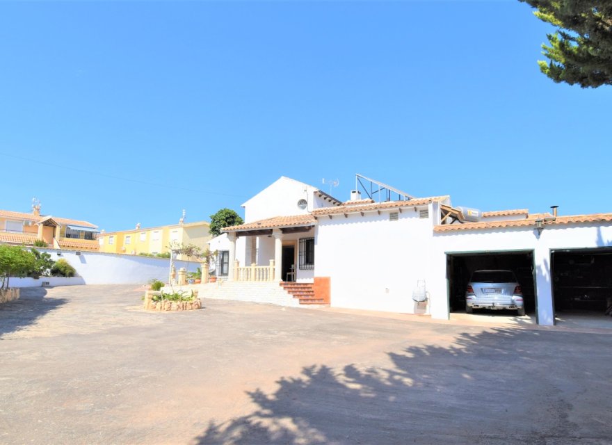 Перепродажа - Вилла - Orihuela Costa - Villamartín