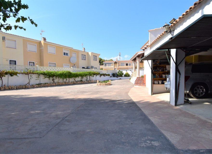 Перепродажа - Вилла - Orihuela Costa - Villamartín